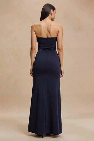 Robe longue formelle sans bretelles sirène bleu marine